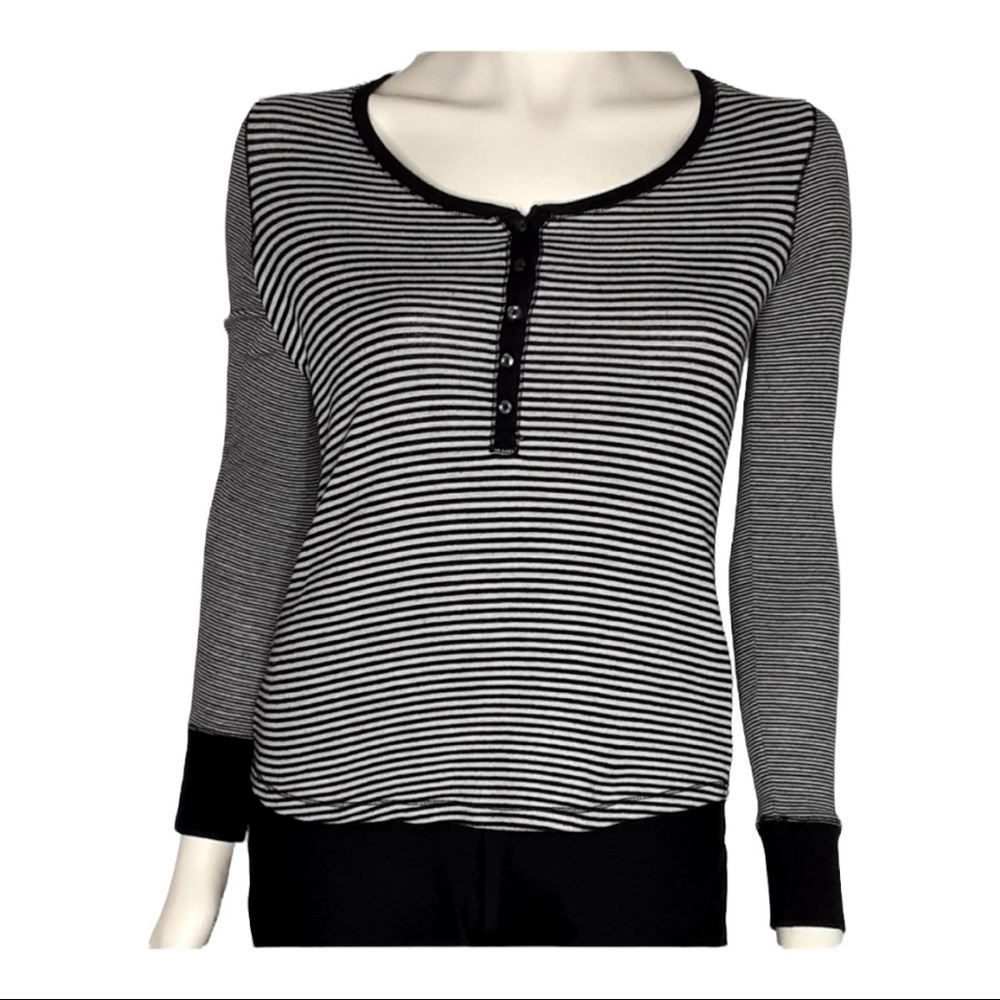 Victoria’s Secret long sleeve sz xs